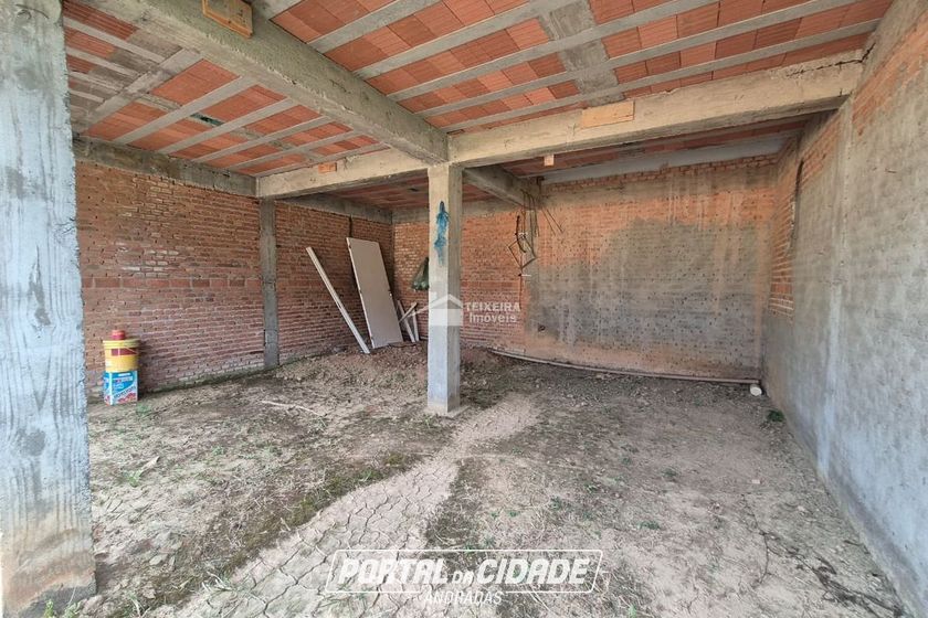 Ch&aacute;cara &agrave; venda - 136m&sup2; - Residencial Para&iacute;so