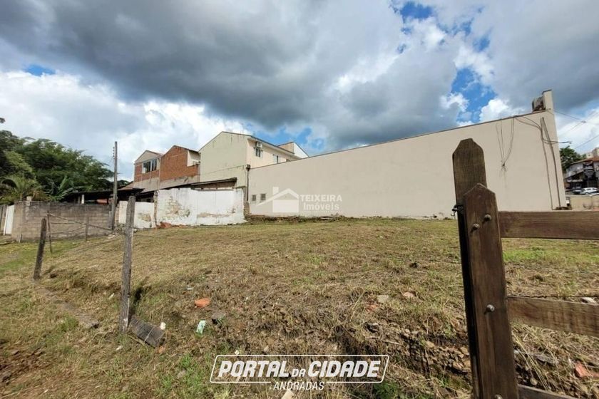Terreno &agrave; venda - 377m&sup2; - Vila Santa Rita