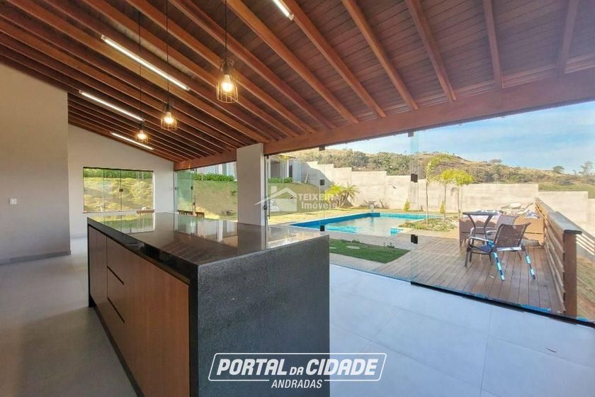 Ch&aacute;cara &agrave; venda - 302m&sup2; - Palestrina