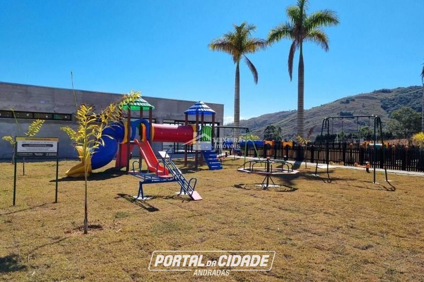 Terreno &agrave; venda - 1000m&sup2; - Quinta das Flores