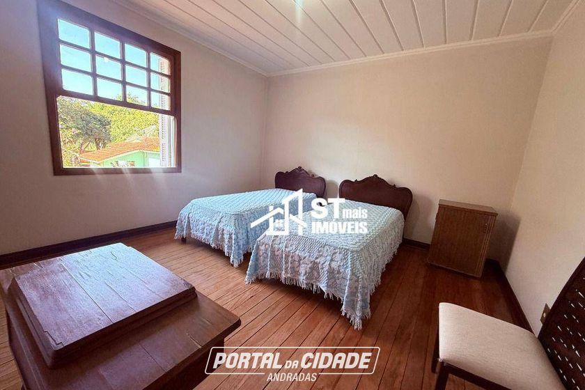Ch&aacute;cara &agrave; venda - 9168m&sup2; - Jardim Vista Alegre