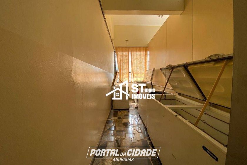 Sal&atilde;o Comercial para alugar - 300m&sup2; - Vila Buzato