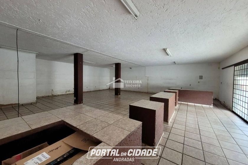 Casa &agrave; venda - 320m&sup2; - Vila Mosconi
