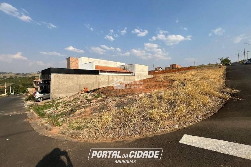 Terreno &agrave; venda - 298m&sup2; - Veredas da Serra