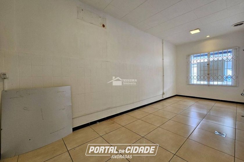 Sala Comercial para alugar - 168m&sup2; - Centro