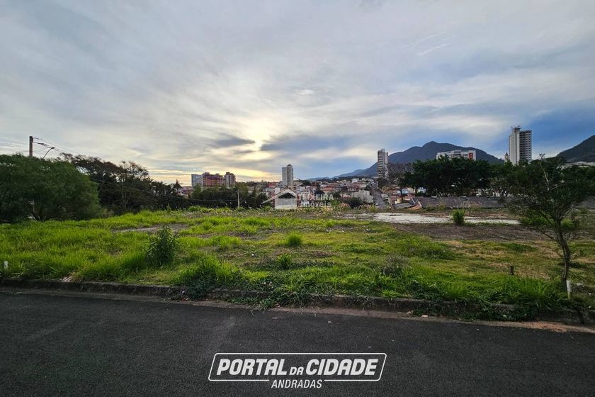 Terreno &agrave; venda - 200m&sup2; - Jardim It&aacute;lia