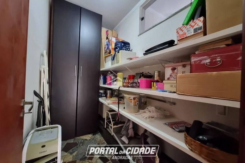 Casa &agrave; venda - 265m&sup2; - Portal do Sol