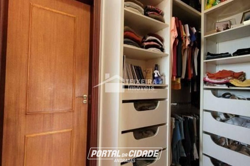 Casa &agrave; venda - 304m&sup2; - Mantiqueira Boulevard