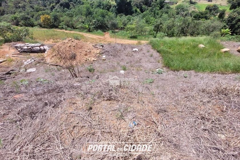 Terreno &agrave; venda - 200m&sup2; - Centro