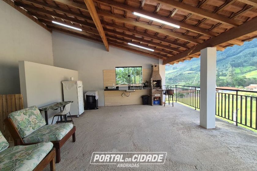 Ch&aacute;cara &agrave; venda - 136m&sup2; - Residencial Para&iacute;so