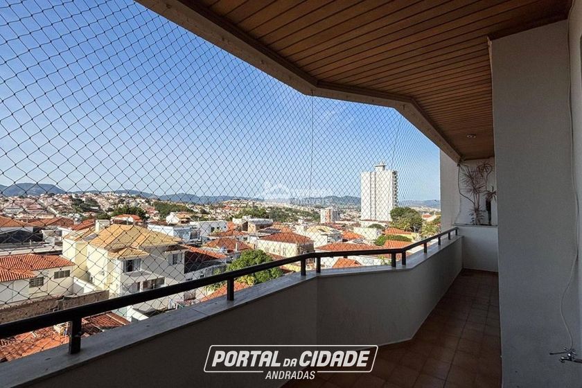 Apartamento &agrave; venda - 103m&sup2; - Centro