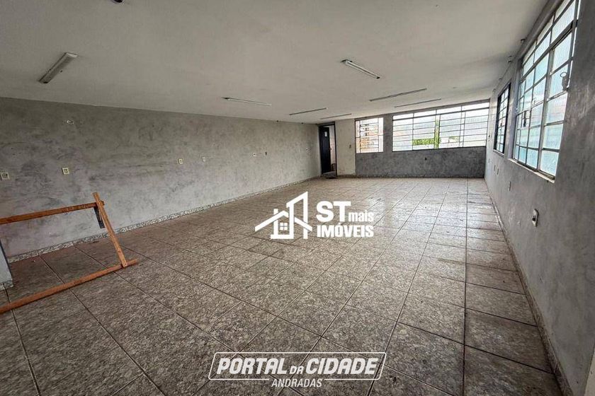 Sal&atilde;o Comercial para alugar - 290m&sup2; - Centro