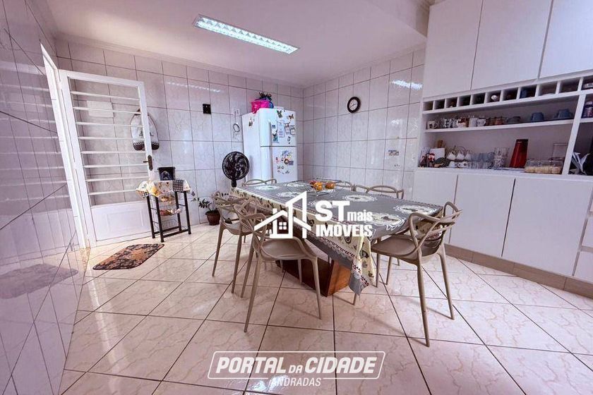 Casa &agrave; venda - 197m&sup2; - Jardim Ipe