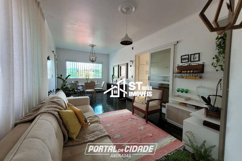 Casa &agrave; venda - 334m&sup2; - Centro