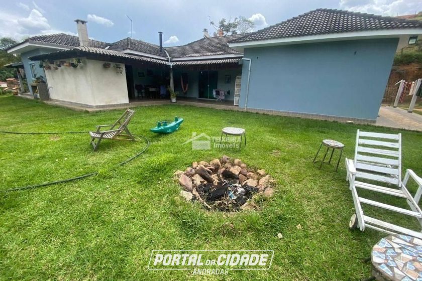 Ch&aacute;cara &agrave; venda - 11500m&sup2; - Zona Rural