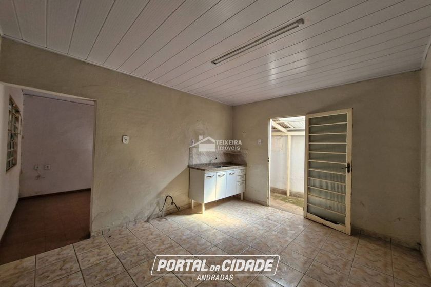 Casa &agrave; venda - 81m&sup2; - Centro