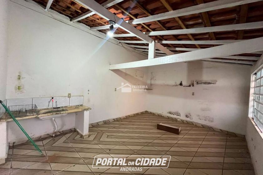 Casa para alugar - 203m&sup2; - Centro
