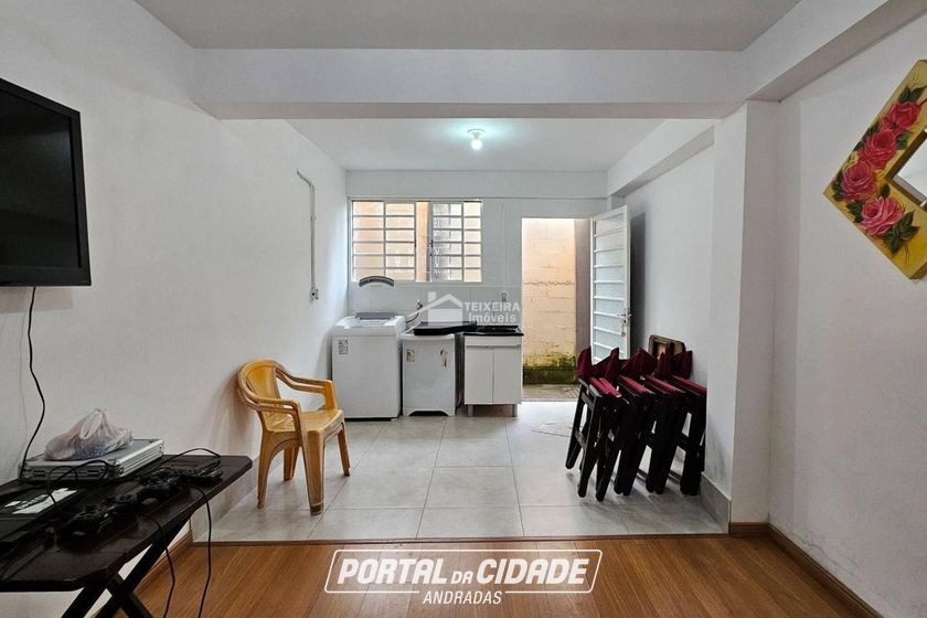 Casa &agrave; venda - 300m&sup2; - Centro