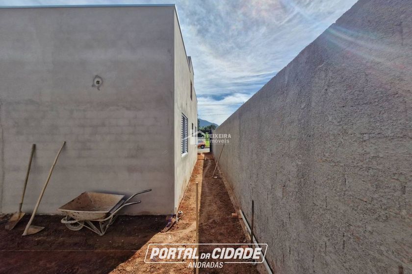 Casa &agrave; venda - 61m&sup2; - Jardim Heloisa