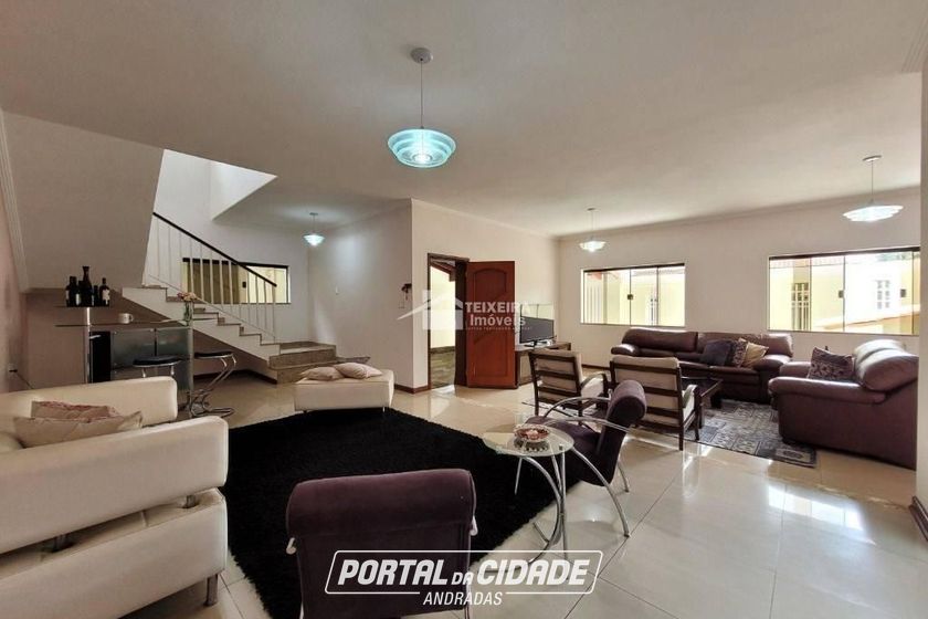 Casa &agrave; venda - 304m&sup2; - Mantiqueira Boulevard