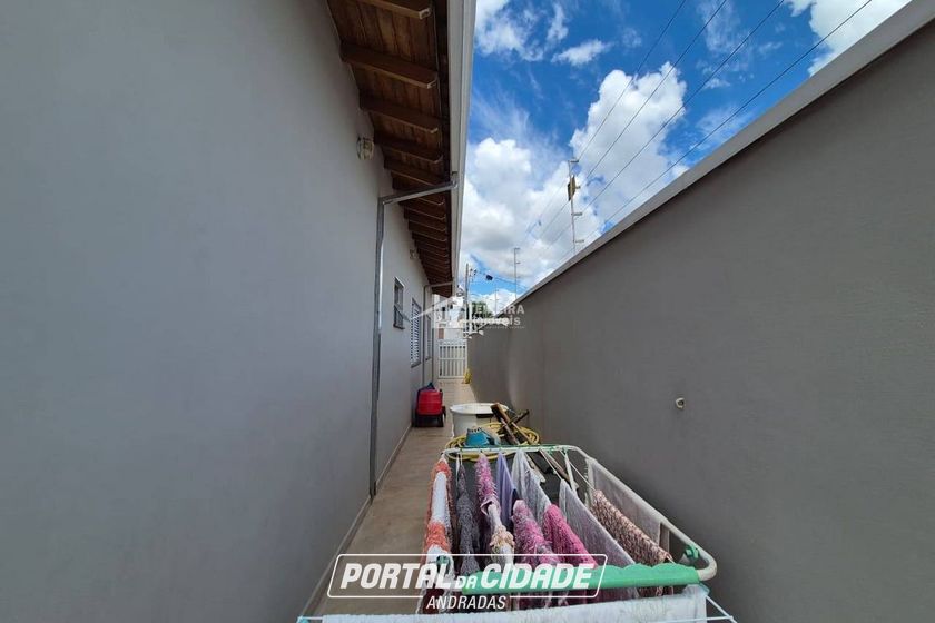 Casa &agrave; venda - 203m&sup2; - Jardim Mantiqueira II