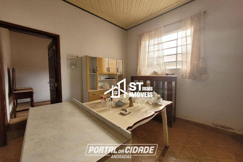 Casa &agrave; venda - 203m&sup2; - Centro