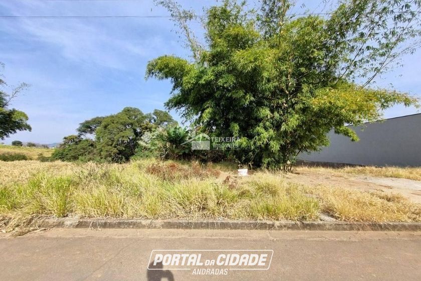 Terreno &agrave; venda - 344m&sup2; - Santo Ant&ocirc;nio de Lisboa