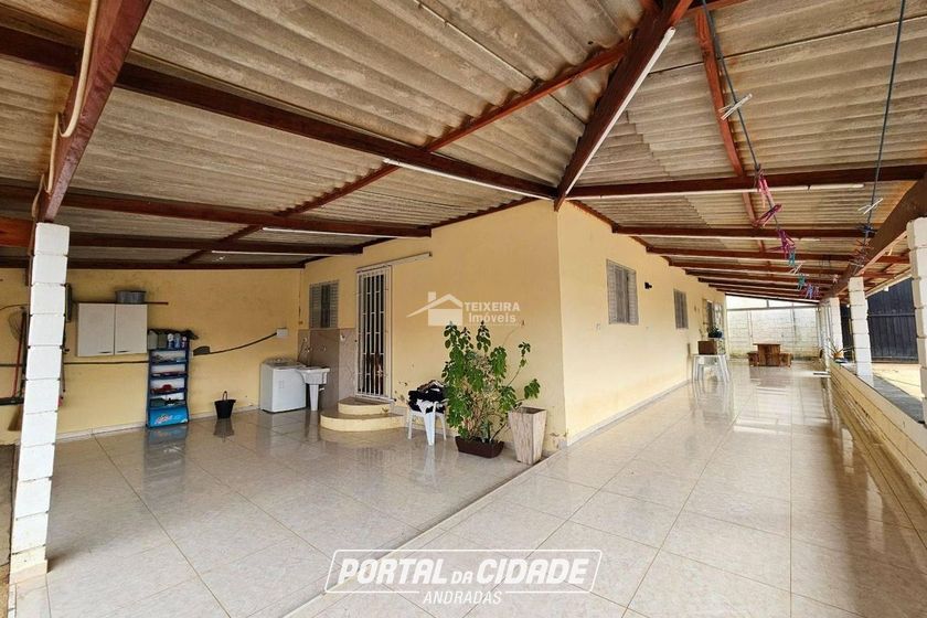 Ch&aacute;cara &agrave; venda - 443m&sup2; - Vargem do Rigoni