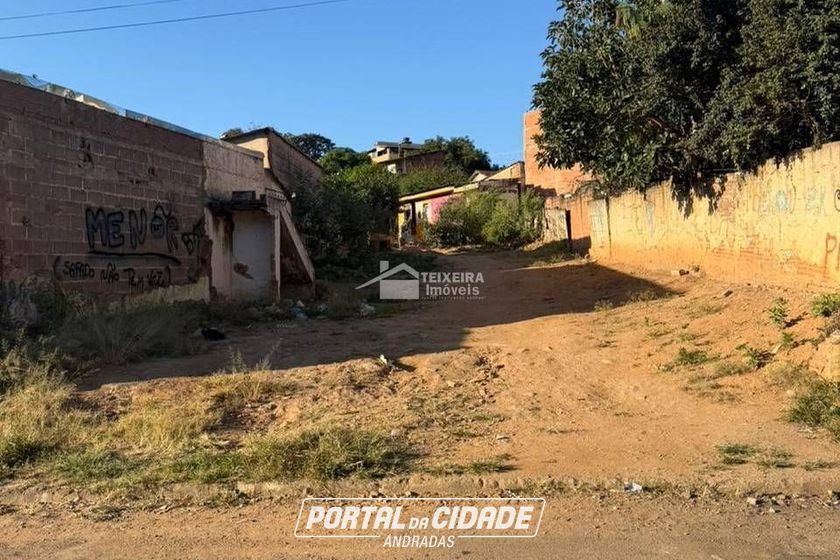 Terreno &agrave; venda - 500m&sup2; - Vila Santa Rita