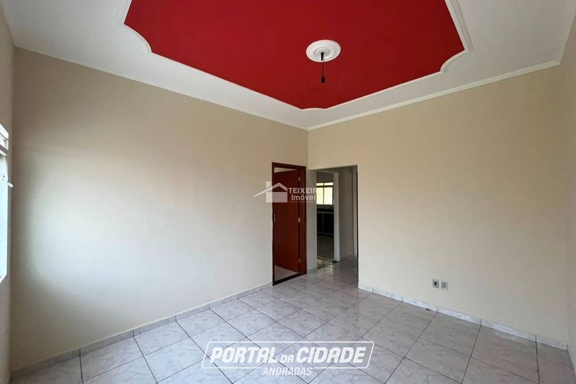 Casa para alugar - 200m&sup2; - Jardim Ip&ecirc;