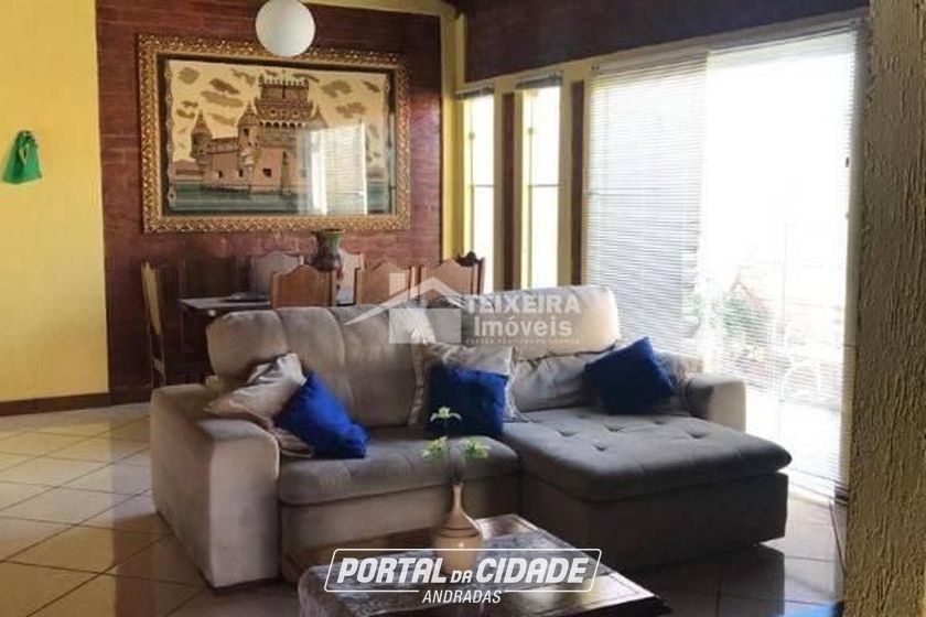 Casa &agrave; venda - 180m&sup2; - Jardim Mantiqueira II