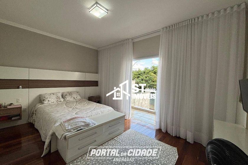 Casa &agrave; venda - 399m&sup2; - Jardim It&aacute;lia