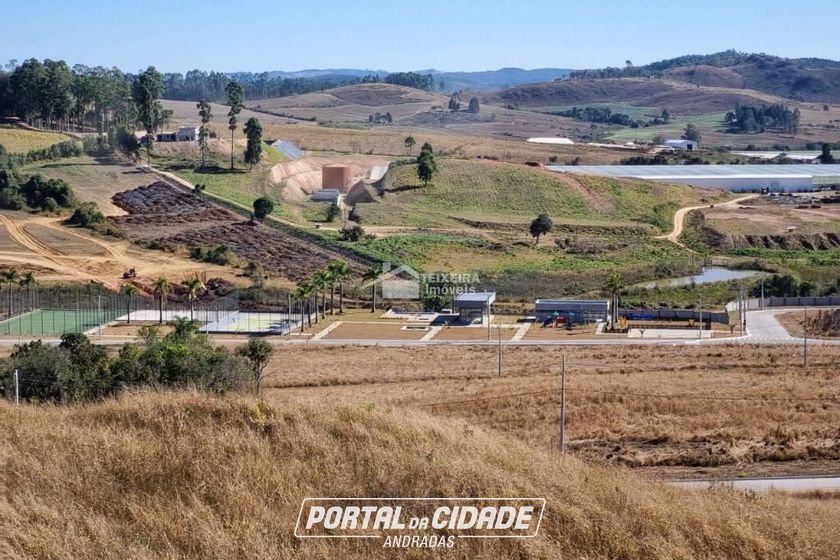 Terreno &agrave; venda - 1000m&sup2; - Quinta das Flores