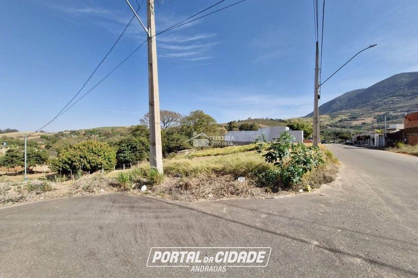 Terreno &agrave; venda - 218m&sup2; - Santo Ant&ocirc;nio de Lisboa