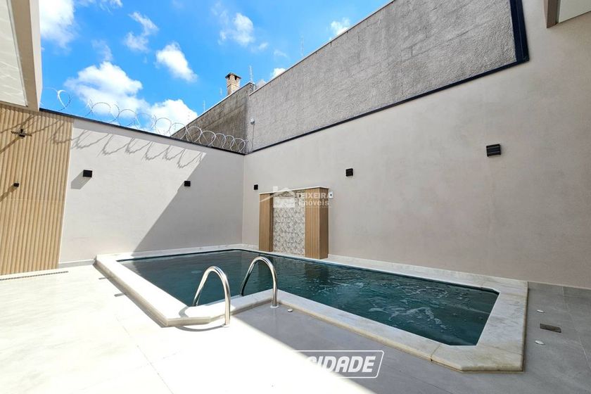 Casa &agrave; venda - 160m&sup2; - Jardim Lima