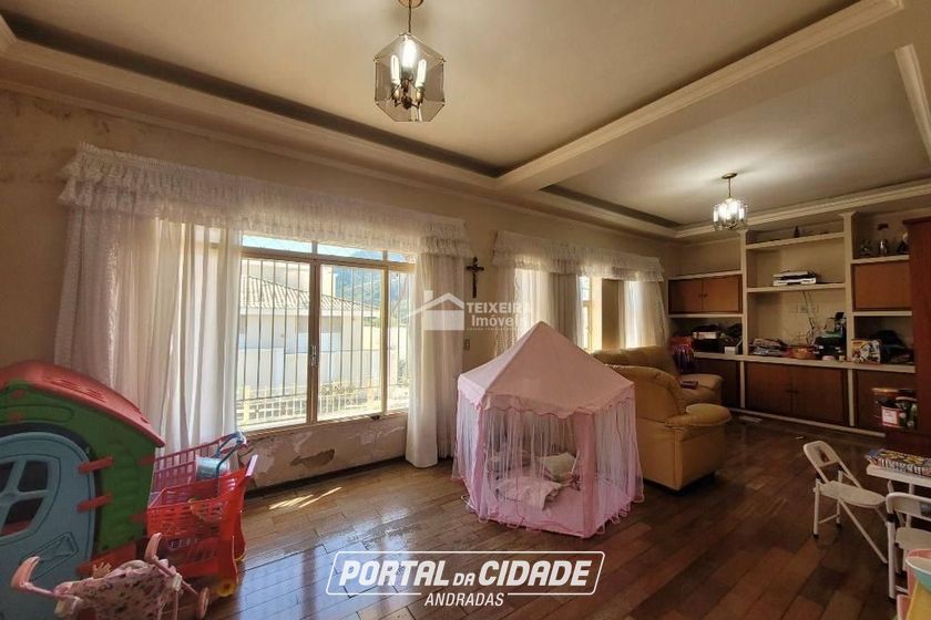 Casa &agrave; venda - 281m&sup2; - Jardim Bela Vista