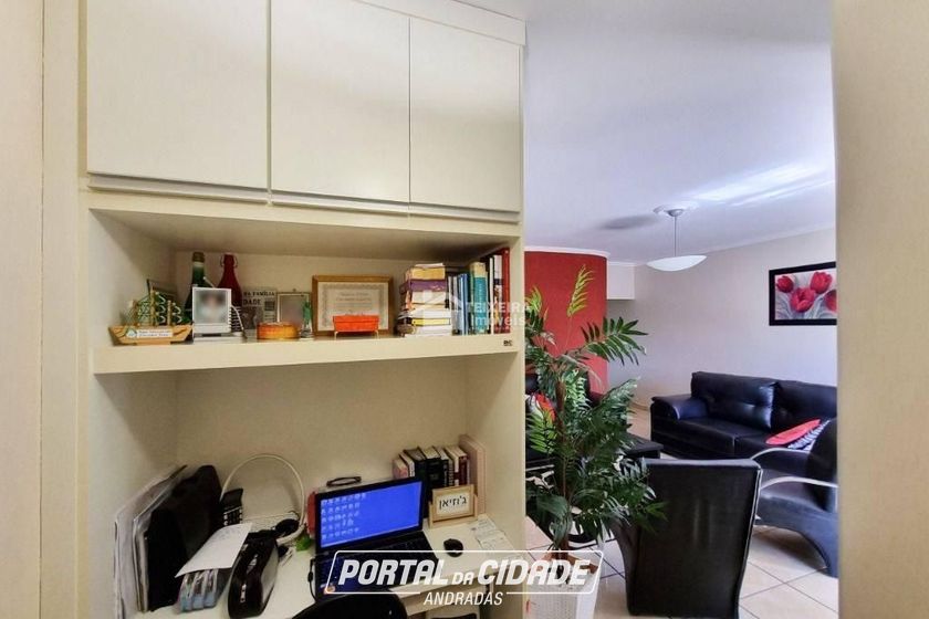 Sobrado &agrave; venda - 150m&sup2; - Pirapitinga