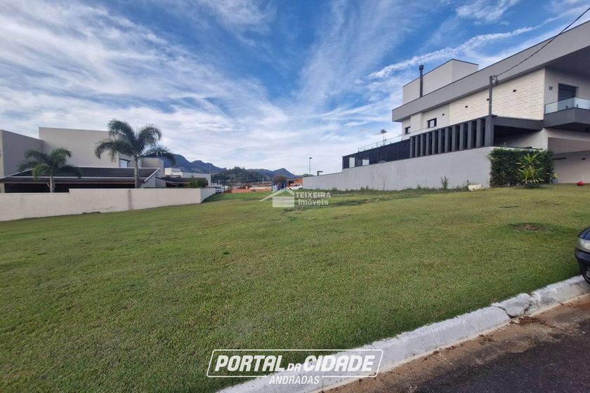 Terreno &agrave; venda - 937m&sup2; - Monsenhor Alderigi