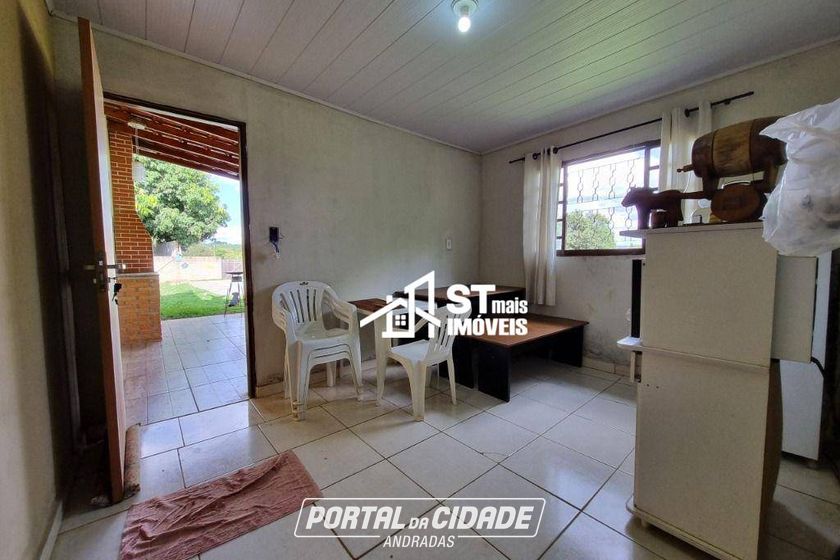 Ch&aacute;cara &agrave; venda - 650m&sup2; - Rural