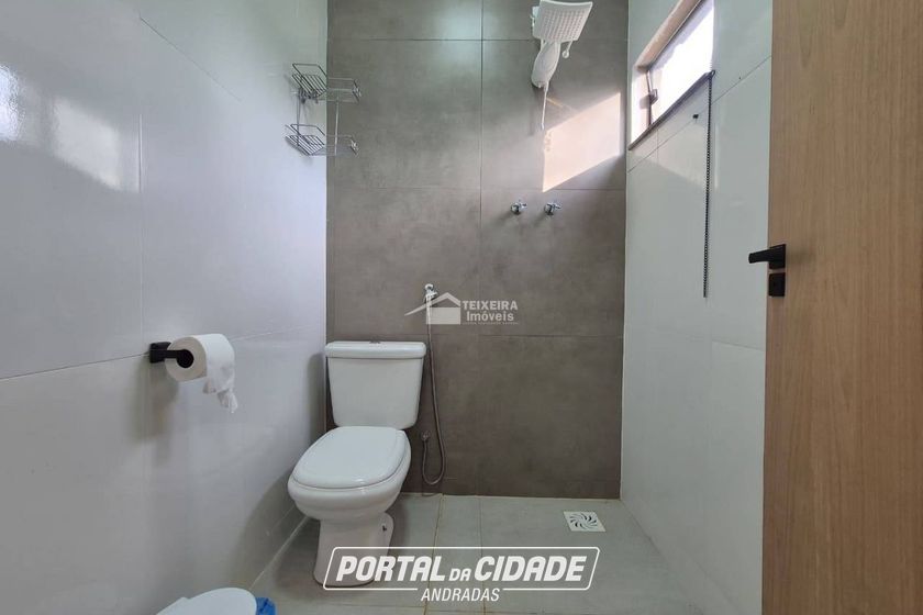 Ch&aacute;cara &agrave; venda - 136m&sup2; - Residencial Para&iacute;so