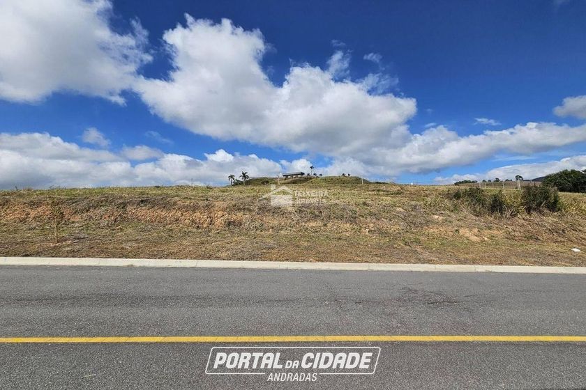 Terreno &agrave; venda - 1000m&sup2; - Quinta das Flores