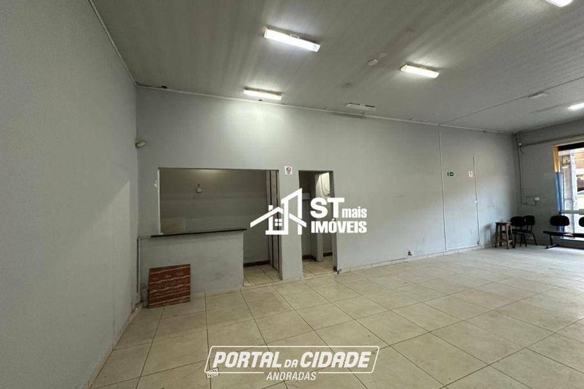 Sal&atilde;o Comercial para alugar - 150m&sup2; - Andradas