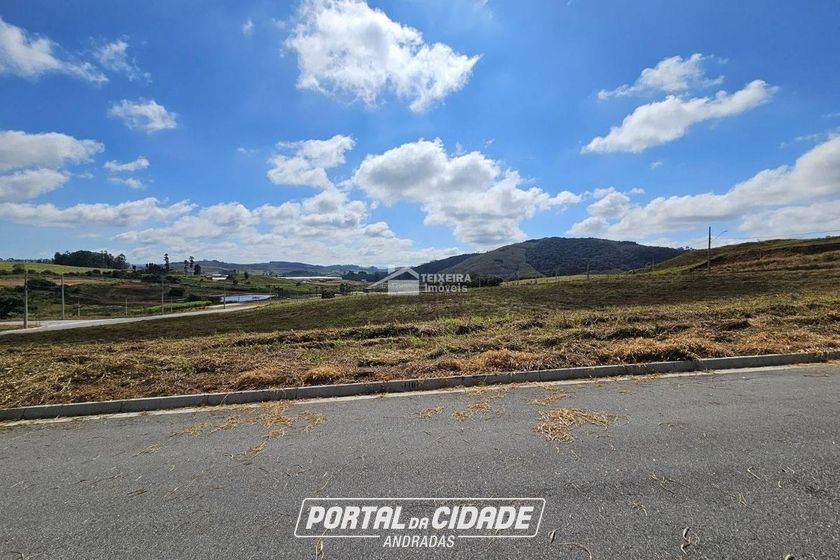 Terreno &agrave; venda - 1020m&sup2; - Quinta das Flores
