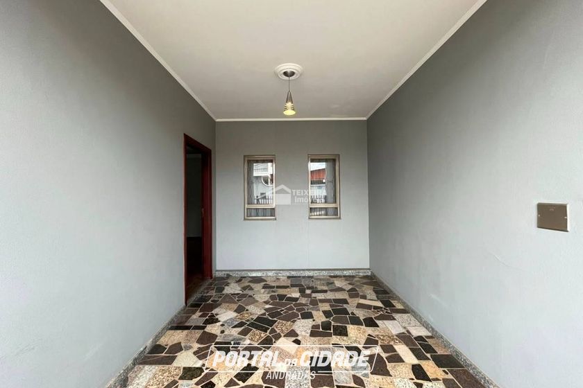 Casa para alugar - 130m&sup2; - Jardim Am&eacute;rica