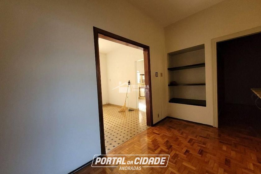 Casa &agrave; venda - 500m&sup2; - Centro