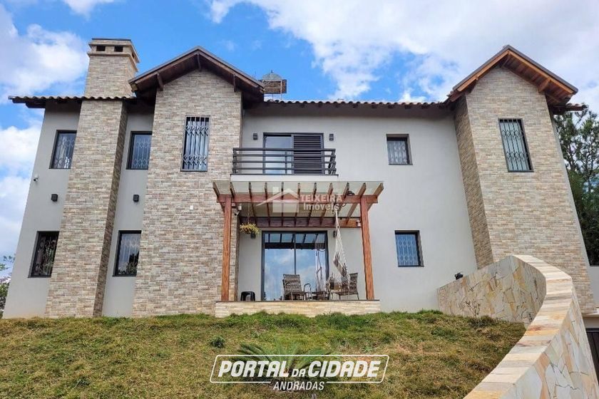 S&iacute;tio &agrave; venda - 600m&sup2; - Zona Rural