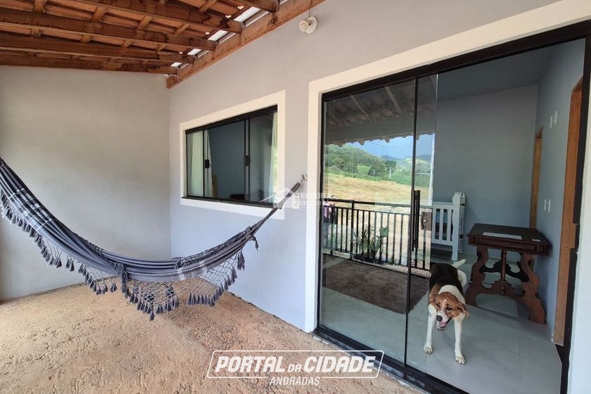 Ch&aacute;cara &agrave; venda - 136m&sup2; - Residencial Para&iacute;so