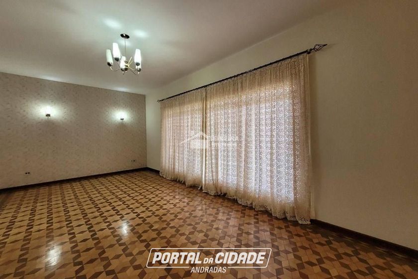 Casa &agrave; venda - 500m&sup2; - Centro