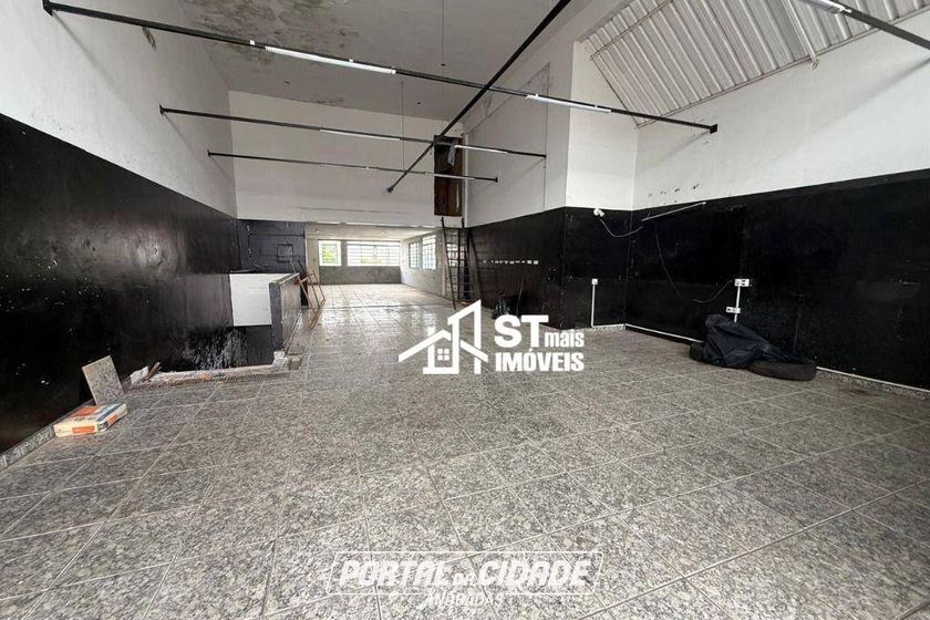 Sal&atilde;o Comercial para alugar - 290m&sup2; - Centro