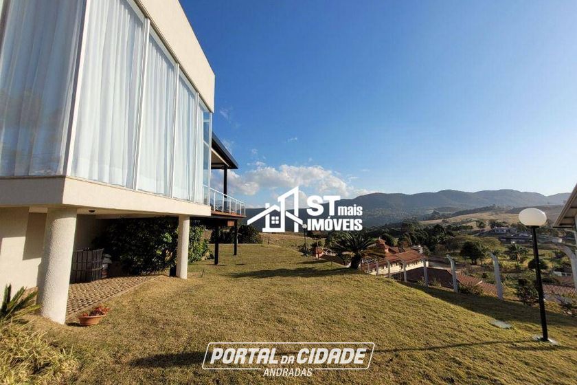 Casa &agrave; venda - 300m&sup2; - Andradas